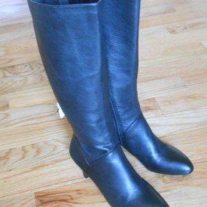 New in box Naturalizer tall black leather boots size 9 1/2 M.